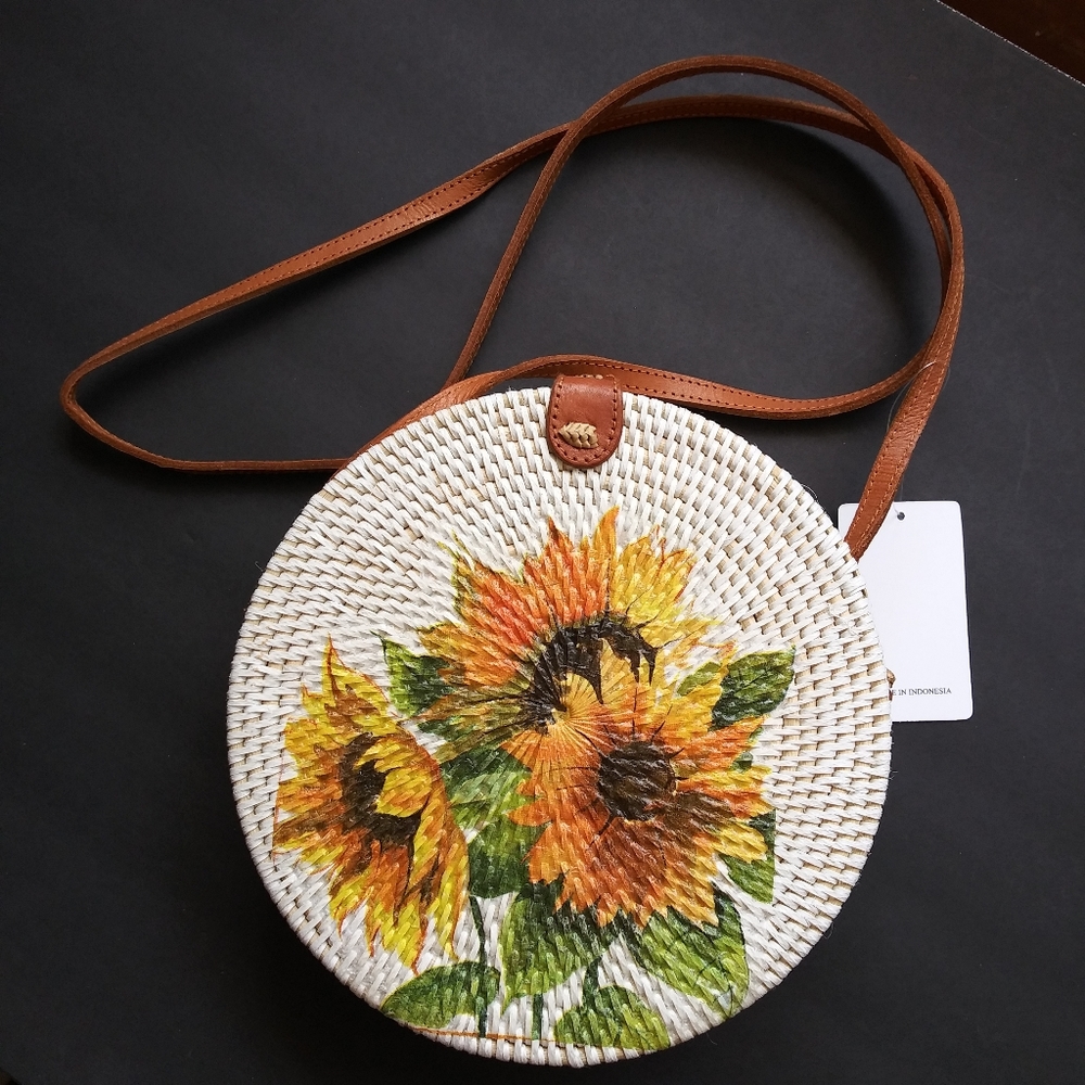NEW HANDCRAFTED RATTAN CROSSBODY BAG PURSE - Picture 6 of 9